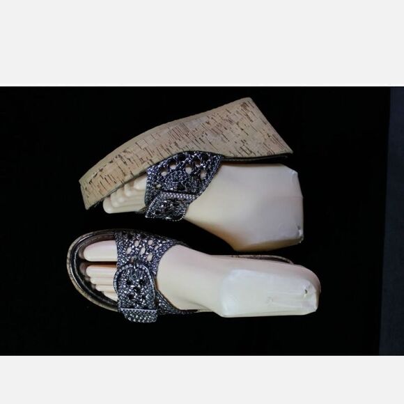 Yellow Box Silver Braid Platform Cork Wedge Size 6. - Picture 1 of 10